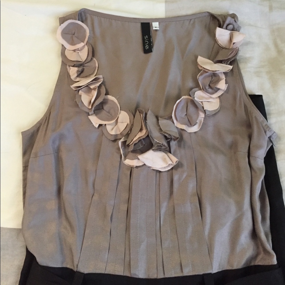 Anthropologie Sine Romper. In excellent condition